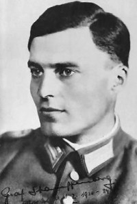 האיש שכמעט הרג את היטלר ב-20 ביולי 1944, קולונל קלאוס פון שטאופנברג
